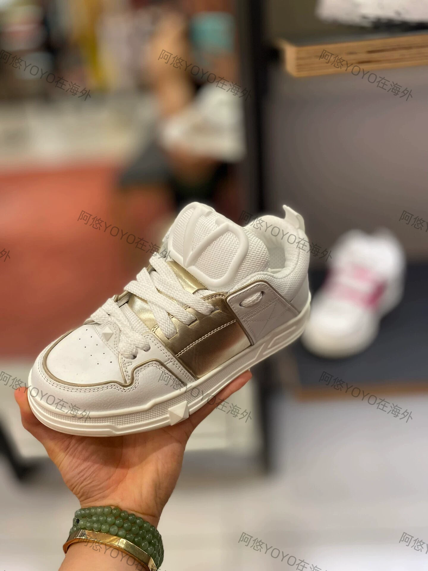 Valentino Basket Bread, Shoes