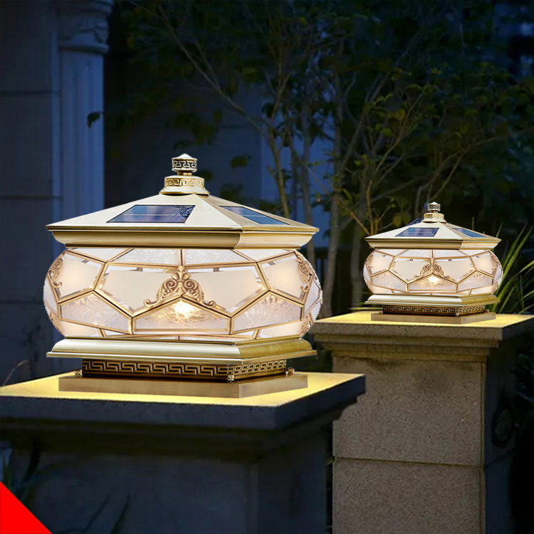 đèn trụ cổng năng lượng mặt trời Đèn pha cột bóng chống nước mới năng lượng mặt trời tường ngoài trời cột cổng biệt thự tất cả đèn cột cổng sân bằng đồng đèn led trụ cổng năng lượng mặt trời đèn gắn trụ cổng năng lượng mặt trời