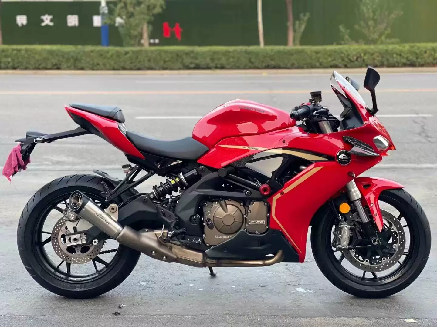 Chunfeng 450SR спортивный автомобиль Qianjiang 600 чотврёхцилиндровый имитация CBR600 водяное охлаждение 250 Jinjila 300CC мотоцикл