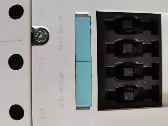Контактор Siemens DC 3RT1044-1BB40 3RT5044-1B..0 65A DC24V
