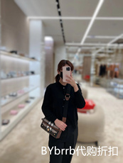Заказной рюкзак 适用于burberry/巴宝莉格纹桦棕木复古腋下法棍包磁扣单肩宽带包