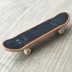 Năm mới 2019 Quà tặng bằng nhựa Finger Skate Set Fingerertip Mini Skate Hộp lưu trữ Đồ chơi giáo dục - Trượt băng / Trượt / Thể thao mạo hiểm bánh xe trượt patin có đèn led Trượt băng / Trượt / Thể thao mạo hiểm