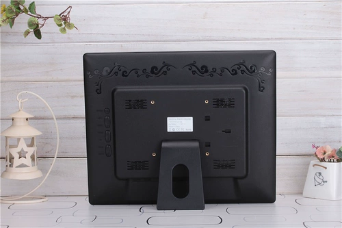 Новые 17 -INCH HD WALL -AVAIRY AVAIRLY ADVERLISCE ADVERTIS -MACHINE отображаются и распространяются