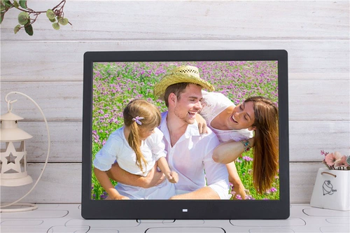 Новые 17 -INCH HD WALL -AVAIRY AVAIRLY ADVERLISCE ADVERTIS -MACHINE отображаются и распространяются