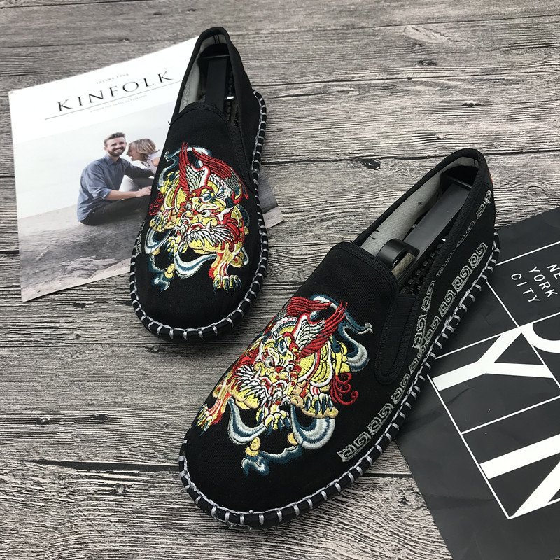 extra wide womens hiking boots