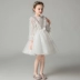 Đầm công chúa váy bé gái nước ngoài cao cấp catwalk fluffy bé gái dài tay áo sinh nhật hoa trắng - Váy trẻ em Váy trẻ em
