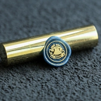 Оранжево-красный