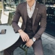 Bộ đồ nam màu đỏ hợp thời trang Slim Casual Suit Bộ đồ nam trẻ trung phong cách Hàn Quốc Bộ đồ nhỏ ba mảnh Áo cưới chú rể