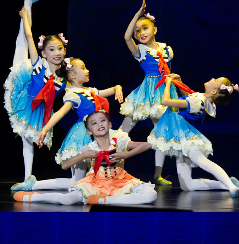 Khi tôi quàng khăn đỏ, phong cách Xiaohe, trang phục biểu diễn múa cho trẻ em ngày tết - Trang phục