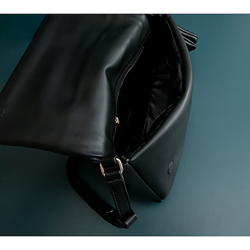 Демисезонная портативная вместительная и большая сумка подмышку, сумка на одно плечо