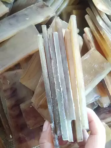 Быки рога овечьи рога чистое цвет кровотечение 130x40x4-6 мм инкрустация резного ручки с резным ножом угловой сырье сырье