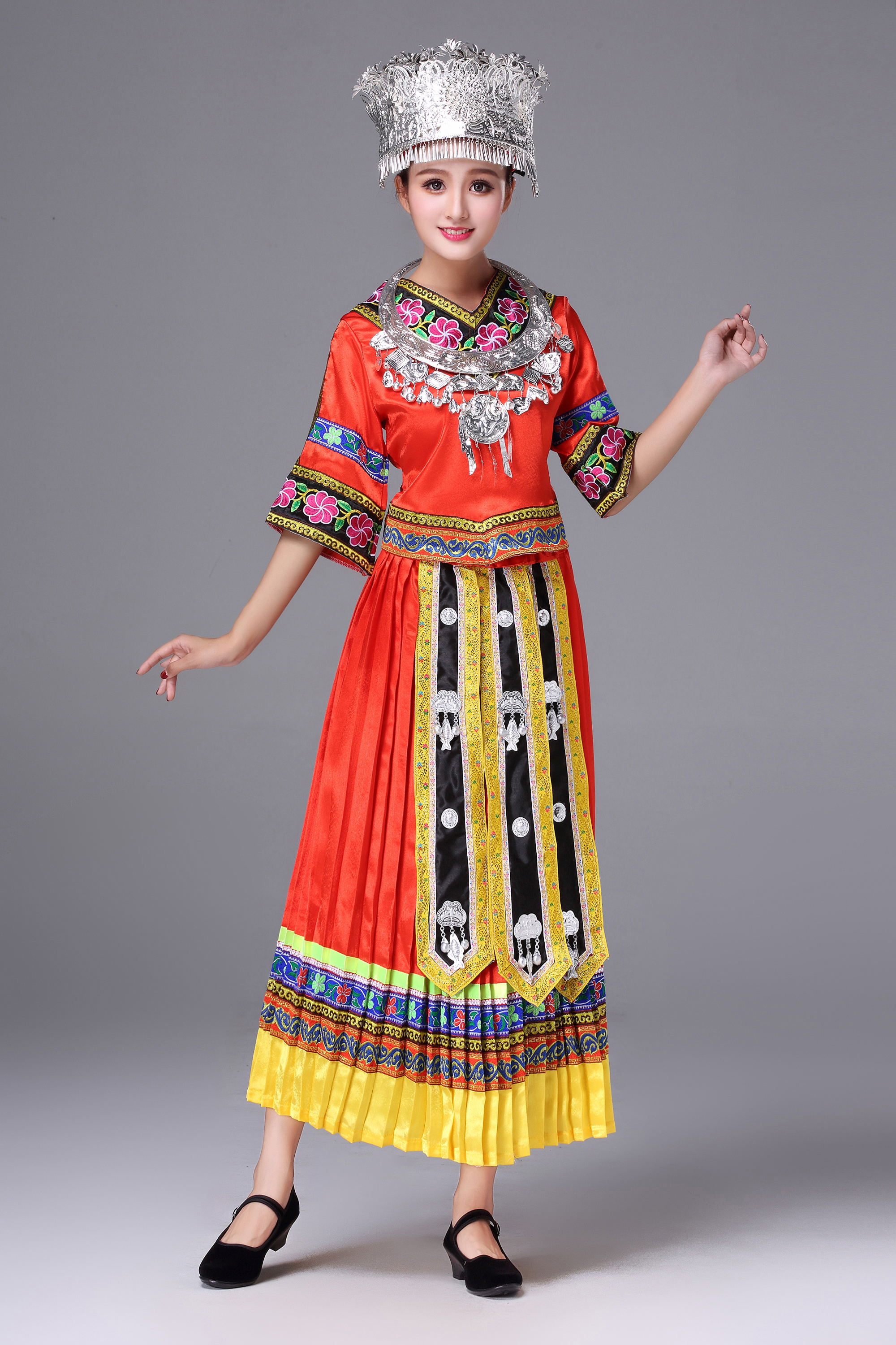 苗族服装女装少数民族演出服土家族舞蹈服装壮族表演服苗族演出服