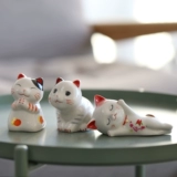 Качающиеся керамика кошка, мини -кошка, маленькие украшения домашние украшения, творческая милая спальня Девочка для девочек