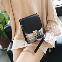 Túi đeo chéo nữ 2018 mới khóa thủy triều khóa vai túi phiên bản Hàn Quốc của túi Messenger hoang dã mini túi điện thoại di động nữ túi vải đựng điện thoại