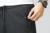 Hollow mượt vải nam quần thời trang mùa hè thường chân quần của nam giới căng thể thao quần băng lụa mỏng phần mỏng quần ngắn Quần mỏng
