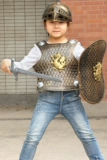 Детский маленький мальчик -воин воина Armor Shield Perform