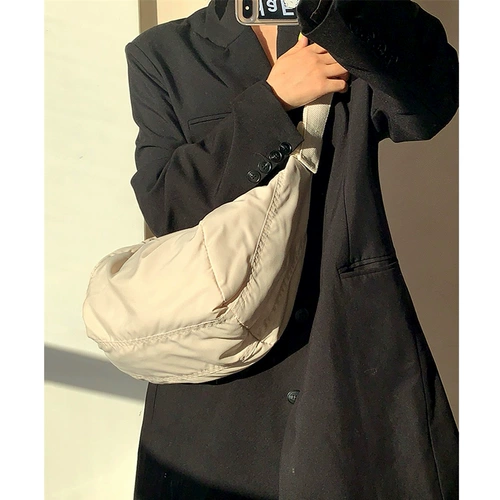 Весенняя сумка через плечо, вместительная и большая сумка на одно плечо с пухом