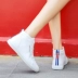 Giày đế bằng da đế cao nữ 2018 mùa thu mới phiên bản Hàn Quốc của giày đế xuồng nhỏ màu trắng hoang dã