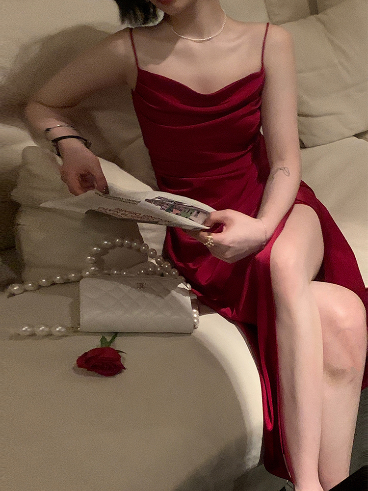 French Red,From one camisole Dress French 2021 summer new pattern Straight shoulder Advanced sense Minority Satin skirt female summer