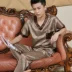 Của nam giới đồ ngủ lụa mùa hè quần mỏng mùa xuân và mùa thu Hàn Quốc phiên bản của kích thước lớn cardigan băng lụa phù hợp với ngắn tay dịch vụ nhà