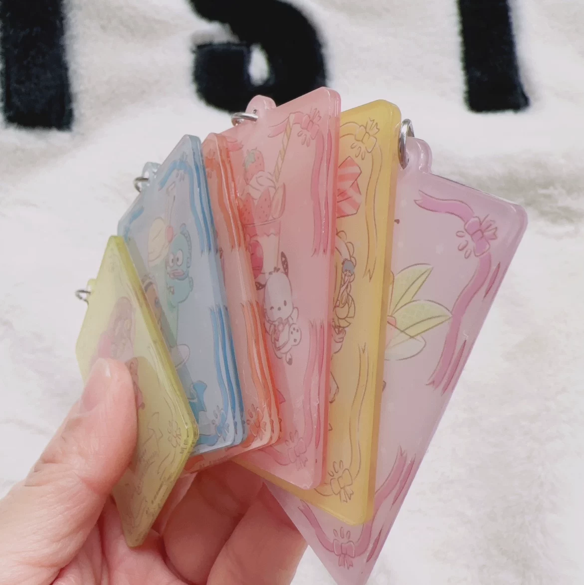 Sanrio, acrylic keychain