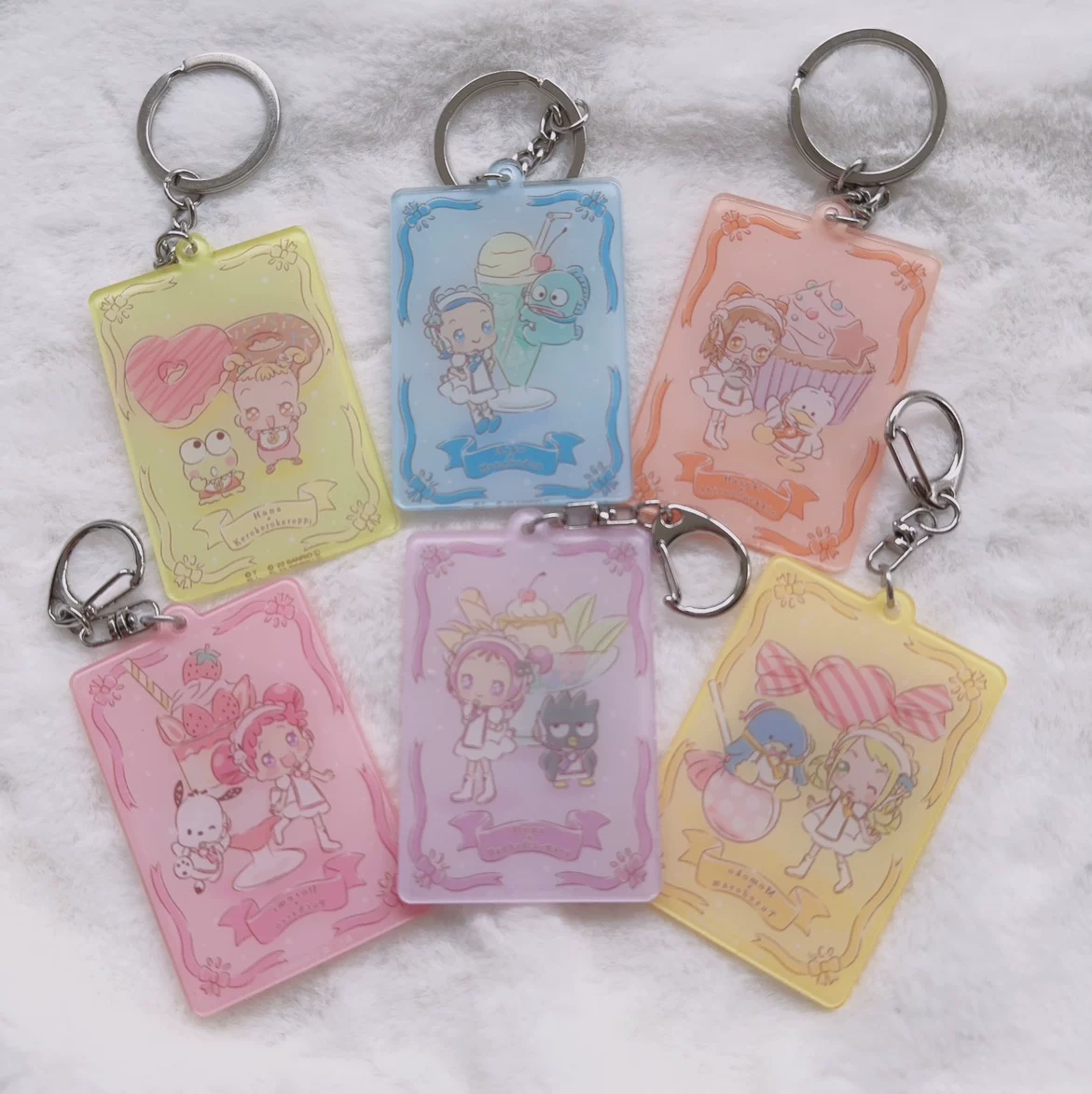 Sanrio, acrylic keychain