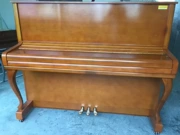 Thâm Quyến nhập khẩu đã qua sử dụng đàn piano Young Chang U-121 sản xuất trong những năm gần đây Young Chang loạt đàn piano - dương cầm