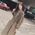 2018 mùa thu phụ nữ Hàn Quốc ulzzang thời trang áo khoác nữ là mỏng kích thước lớn đèn lồng tay áo trên đầu gối áo dài