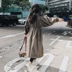 2018 mùa thu phụ nữ Hàn Quốc ulzzang thời trang áo khoác nữ là mỏng kích thước lớn đèn lồng tay áo trên đầu gối áo dài