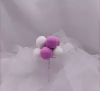 Белый воздушный шар