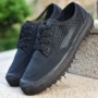 Mùa hè lưới thoáng khí lưới giày đen dụng cụ đào tạo an ninh giày quân sự keo thấp để giúp người đàn ông của giày dịch vụ đặc biệt đào tạo quân sự giày giày thể thao nam đẹp