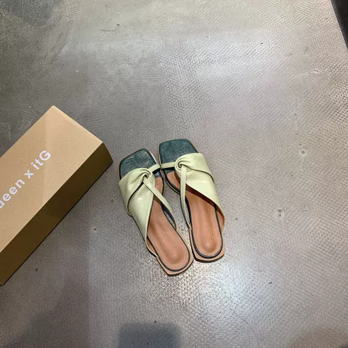 Сандалии, обувь, слайдеры, тапочки, коллекция 2023, в корейском стиле, в цветочек