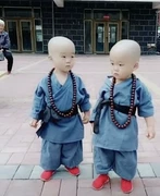 Thiếu Lâm Tự mới nhỏ tu sĩ mặc quần áo trẻ em trẻ sơ sinh ngộ nghĩnh dễ thương kiểu Trung Quốc biểu diễn trang phục biểu diễn mùa thu - Trang phục