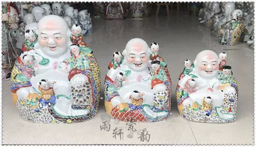 Ценность рекомендуется Jingdezhen Ceramics Antique Powder Color Sculpture Wufu Linmen Buddha