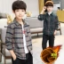 Quần áo mùa thu trẻ em Zhongda 7 áo sơ mi nam và áo nhung 9 bé trai dày 11 trẻ em phiên bản Hàn Quốc của áo sơ mi kẻ sọc 13 tuổi