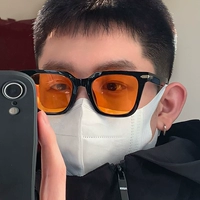 Черная рама оранжевая пленка