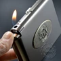 Authentic 20 thanh thuốc lá bao bì siêu nhẹ bơm hơi tự động bao gồm hộp đựng thuốc lá Đức - Bật lửa bật lửa điện plasma