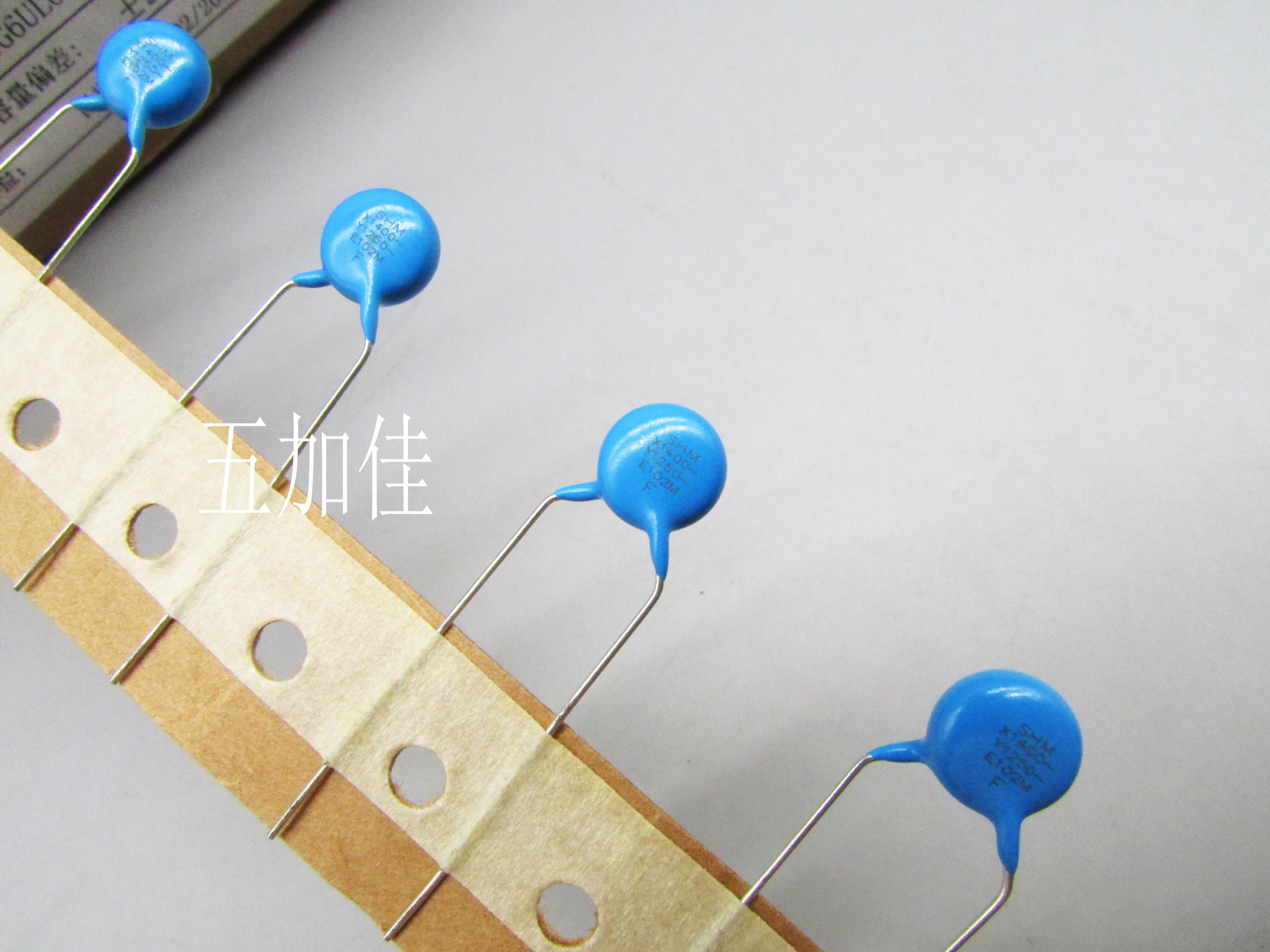 50个 E102M CD102M 400V1NF 250V1000PF X1400V Y1250V 瓷片电容-淘宝网