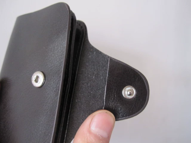 Giá xuất xưởng Túi da nam đa chức năng với vị trí thẻ phổ biến cao ở bên trong và bên ngoài túi da nhỏ đầy đủ dây móc ví nam