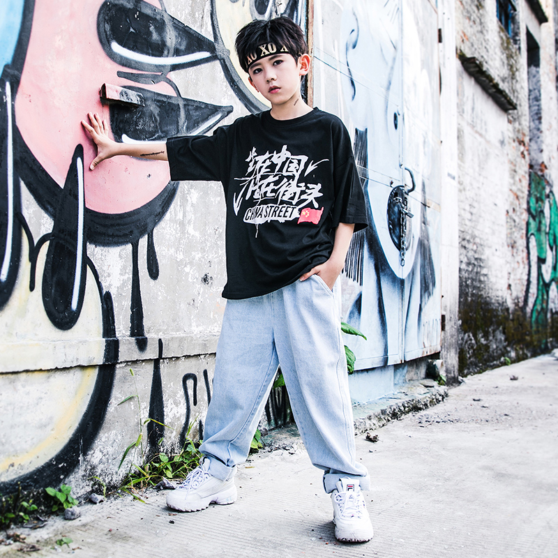 Bé trai hip-hop phù hợp với trẻ em mùa hè Phong cách Trung Quốc tay áo ngắn hiphop thủy triều đẹp trai trẻ em hip-hop trang phục biểu diễn - Trang phục