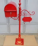 Европейская в стиле сельская железная вилла вилла символ, доля, выполняющий почтовый ящик с размер дождя.