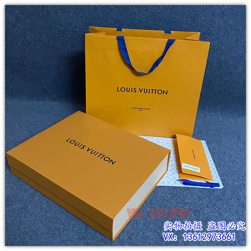 Original Chinese Flat Box + Paper Bag + Accessoriesspecial counter original edition LV high-grade paper bag packing Bag belt clothes scarf wallet Dustproof bag Gift bag Gift box