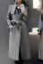 Áo khoác gió cỡ nhỏ bằng nhung da hoẵng nữ dáng dài trung bình xuân thu 2023 phiên bản Hàn Quốc cao cấp mới mỏng vừa vặn và áo khoác ngoại cỡ mỏng