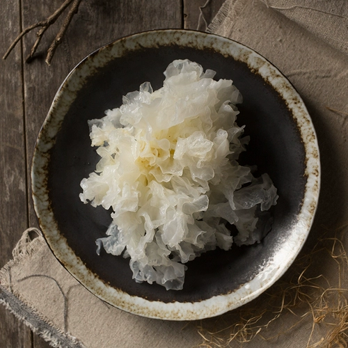 Zhao Hailing | Hailing Shanzhen выбрал Tremella Farmers White Murus Снежные снежные уши без серы Гладкие беременные женщины 100g.