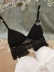NC137 xuất khẩu ren tam giác không có vòng thép đồ lót bikini hai màu trắng đen đơn nút áo ngực nữ gợi cảm