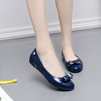 Giày đi mưa của phụ nữ nước ngoài thương mại Nhật Bản Hàn Quốc ống ngắn thời trang thấp với giày nước thấp để giúp giày nông miệng giày đi mưa đi mưa - Rainshoes mua ủng đi mưa ở hà nội