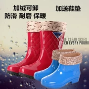 Mùa đông khởi động mùa xuân ống ngắn mưa khởi động của phụ nữ ống mưa khởi động của phụ nữ không trượt khởi động nước giày nhung bông giày cao su giày nhà bếp