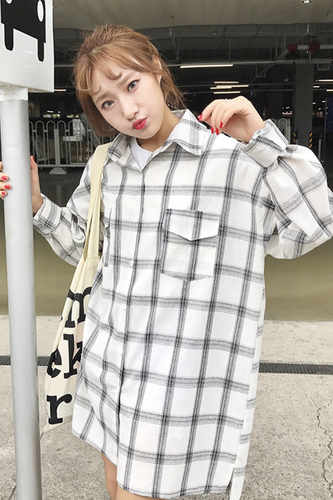Spring wear new Korean version of College style long, loose and slim, retro Plaid Lapel Long Sleeve Shirt Jacket