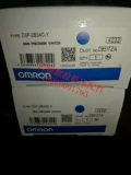 Omron Omron's Mazak Sticken Tool Switch Switch D5F-2B34C-Y
