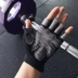 Mùa hè tập thể dục găng tay nữ non-slip mang găng tay thể thao hollow nửa ngón tay chăm sóc palm thiết bị cổ tay thanh ngang đào tạo đồ bảo hộ